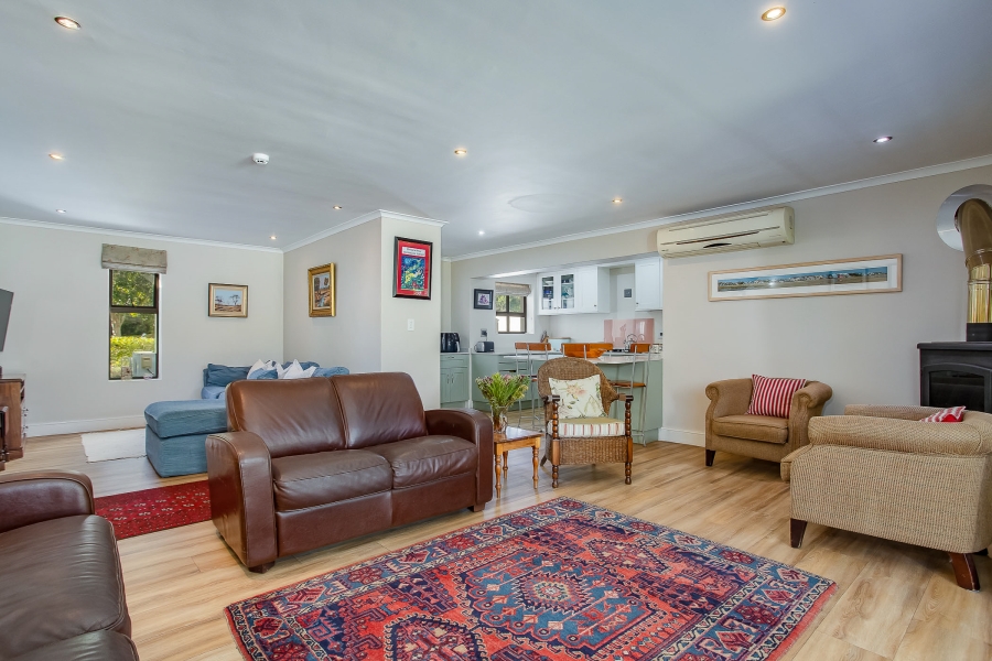 4 Bedroom Property for Sale in Boschenmeer Golf Country Estate Western Cape